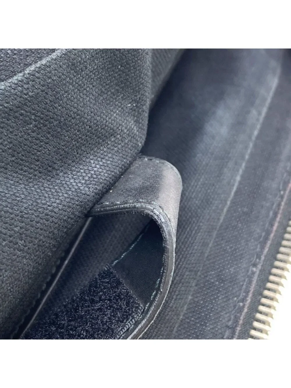 Gucci GG Supreme Business Bag